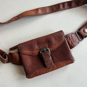 Spikes & Sparrow Genuine Leather Convertible Belt Bag / Crossbody Cognac Brown